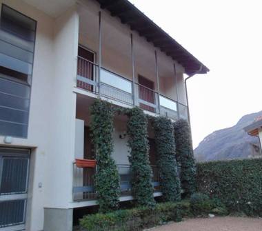 Trilocale in vendita a Cuasso al Monte, Frazione Cuasso Al Piano