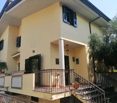 Villa in vendita a Casamarciano (Napoli), Via Circumvallazione 17