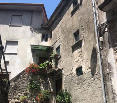 Casa indipendente in vendita a Fivizzano, Frazione Monzone