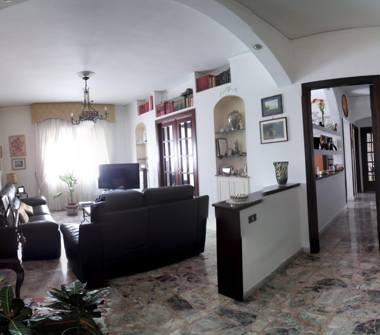 Appartamento in vendita a Napoli, Zona Arenella, Via Domenico Fontana 95