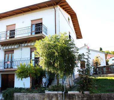 Casa indipendente in vendita a Cartoceto, Frazione Frazione Lucrezia