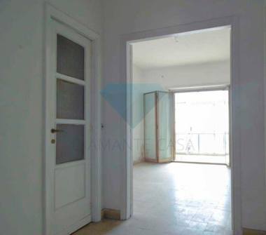 Quadrilocale in vendita a Catania, Zona Via Vitt. Emanuele II, Via Vittorio Emanuele II 627