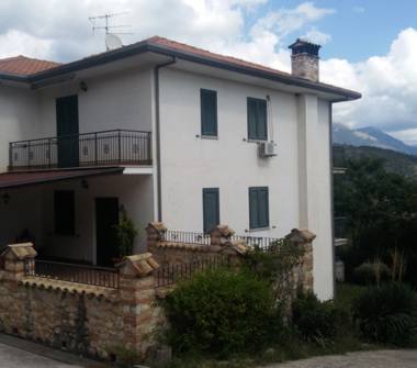 Casa indipendente in vendita a Torre Cajetani (Frosinone), Via Capo Mistignano 29