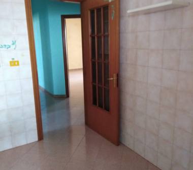 Trilocale in vendita a Brindisi, Frazione Centro città, Via Cappuccini 134