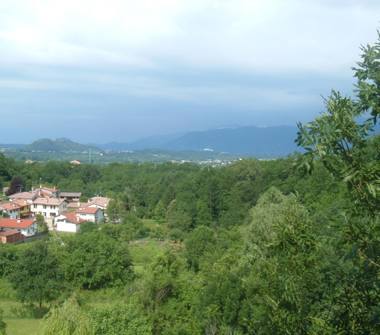 Casa indipendente in vendita a Magnano in Riviera (Udine)