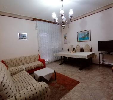 Appartamento in vendita a Fabriano (Ancona)