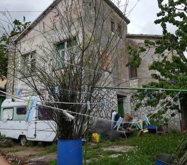 Casa indipendente in vendita a Cantiano (Pesaro e Urbino)