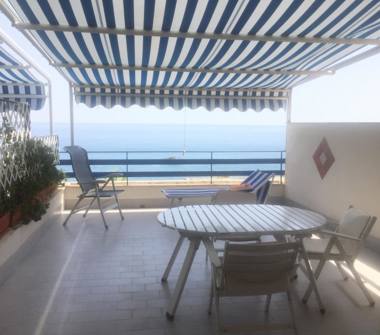 Attico in vendita a Sant'Alessio Siculo (Messina)