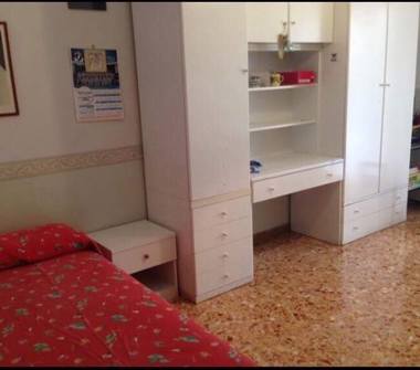 Affitto Stanza Doppia a Napoli, Zona Arenella, Via Antonino D'Antona 12