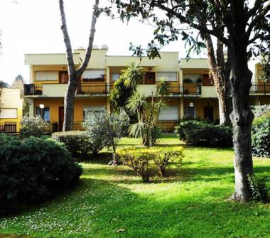 Trilocale in vendita a Roma, Zona Romanina, Via dei Due Ponti 261