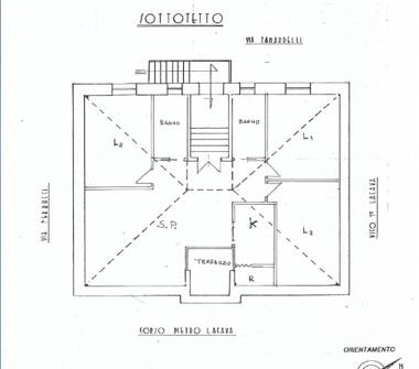 Mansarda in vendita a Corleto Perticara (Potenza), Via Zanardelli 22