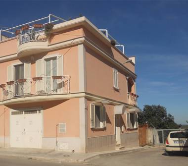 Casa indipendente in vendita a Canosa di Puglia (Barletta-Andria-Trani)
