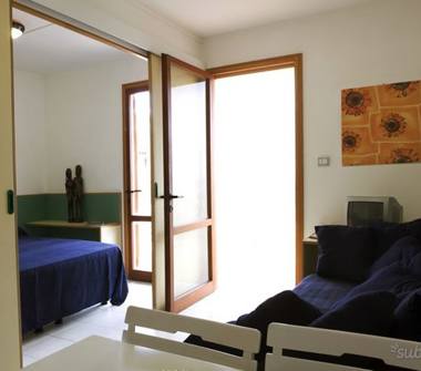 Multiproprietà in vendita a Manfredonia, Frazione Ippocampo, Viale Azzurro 9