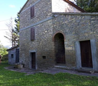 Casa indipendente in vendita a Galeata (Forlì-Cesena), Via Don Carlo Zaccaro 94