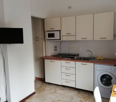 Monolocale in affitto a Milano, Zona Centro Storico