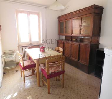 Quadrilocale in affitto a Urbino, Frazione Mazzaferro