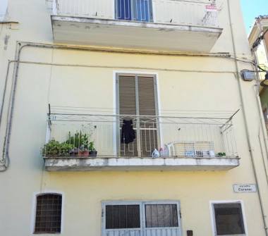 Trilocale in vendita a San Costantino Albanese (Potenza)