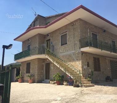 Casa indipendente in vendita a Piana di Monte Verna (Caserta), Via Croce Cornieri 83
