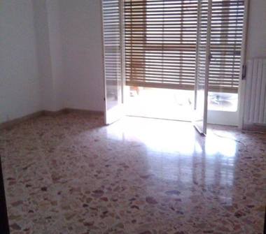 Palazzo/Stabile in vendita a Palermo, Zona Oreto