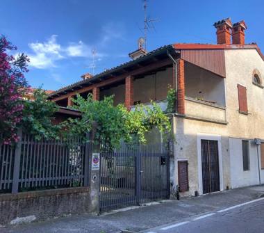 Villa in vendita a Cremona (Cremona)