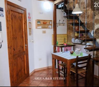 Offerta Vacanze Bed & Breakfast a Alghero (Sassari), Via Ambrogio Machin 22
