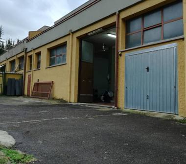 Magazzino in vendita a Rufina (Firenze)