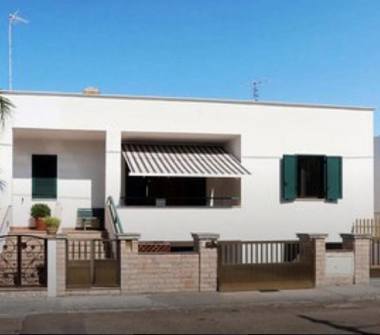 Affitto Villa Vacanze a Taviano, Frazione Marina Di Mancaversa, Via Cortina 3