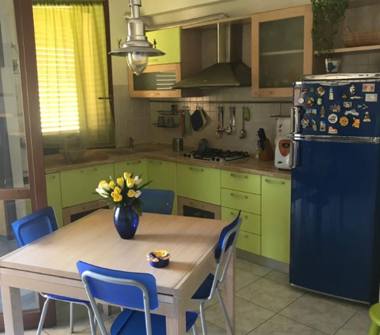 Trilocale in vendita a Rosignano Marittimo, Frazione Vada, Viale della Resistenza 26