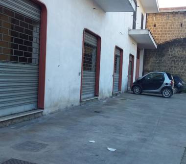 Magazzino in affitto a Casal di Principe (Caserta), Via della Pace 20