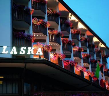 Multiproprietà in affitto a Cortina d'Ampezzo (Belluno), Largo delle Poste 1