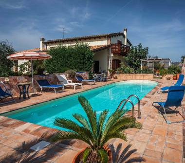 Villa in vendita a Città Sant'Angelo, Frazione Madonna Della Pace