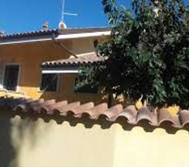 Casa indipendente in vendita a Ardea, Frazione Marina Di Tor San Lorenzo, Via Tanaro 49