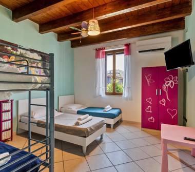 Quadrilocale in affitto a Verona, Zona Golosine, Via Chioda 0