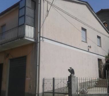 Casa indipendente in vendita a Chiaravalle Centrale (Catanzaro), Via Vignale