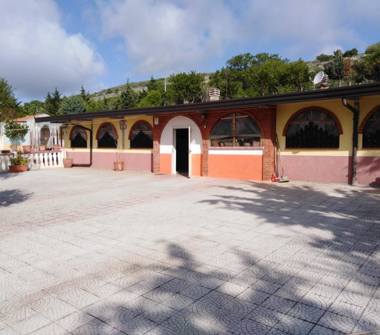 Villa in vendita a San Giovanni Rotondo (Foggia)