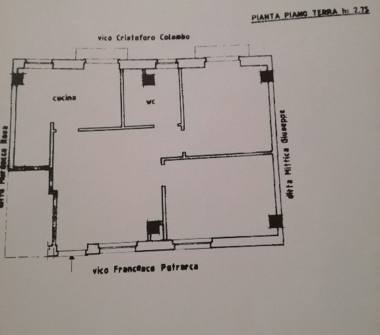 Casa indipendente in vendita a Gioiosa Ionica (Reggio Calabria), Vico Francesco Petrarca 22