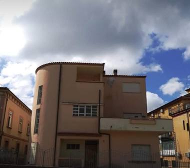 Casa indipendente in vendita a Polla (Salerno), Via Luigi Curto 13