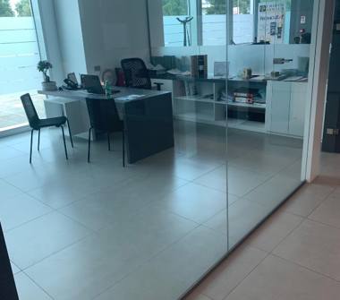 Ufficio in vendita a Bari, Zona Poggiofranco, Via Camillo Rosalba 38