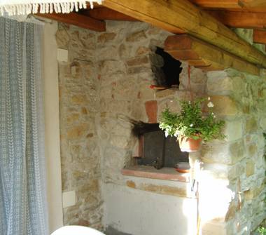 Trilocale in vendita a Bosio (Alessandria)