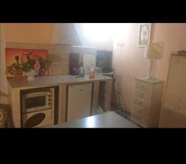 Porzione di casa in vendita a Carrara, Frazione Marina Di Carrara