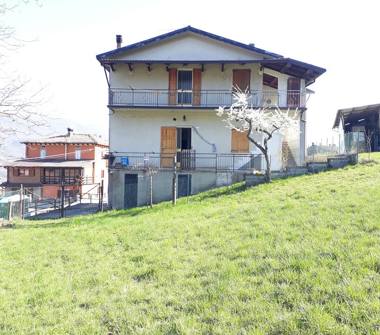 Casa indipendente in vendita a Villa Minozzo, Frazione Gova, Via Campolungo 1