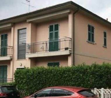 Casa indipendente in vendita a Bolano, Frazione Ceparana