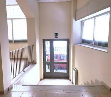 Ufficio in affitto a Napoli, Zona Avvocata