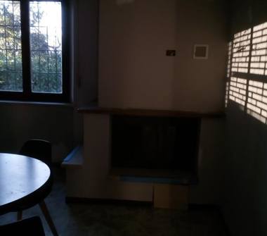 Casa indipendente in affitto a Camporotondo di Fiastrone (Macerata)