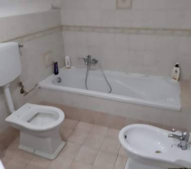 Bilocale in vendita a Napoli, Zona Miano, Via Vittorio Emanuele III a Miano 25