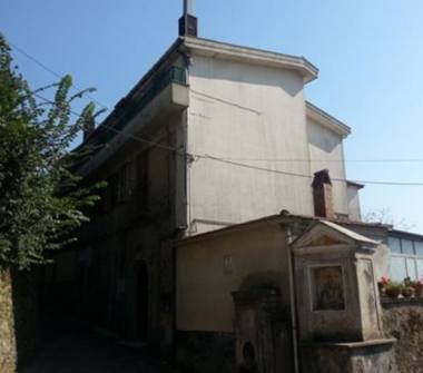 Quadrilocale in vendita a Calvanico (Salerno), Via Felice Cavallotti 2
