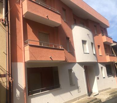 Quadrilocale in vendita a Montemaggiore Belsito (Palermo), Via Arciprete Francesco Militello 27