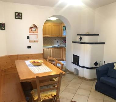 Casa indipendente in vendita a Primiero San Martino di Castrozza (Trento), Via Terrabugio 13