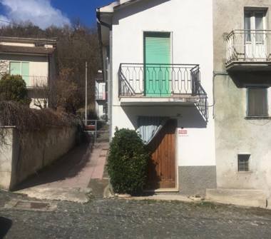 Quadrilocale in vendita a Cagnano Amiterno, Frazione San Giovanni, Via del Fosso 3