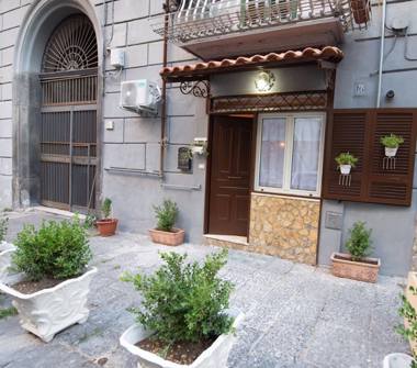 Casa indipendente in affitto a Napoli, Zona Centro Storico
